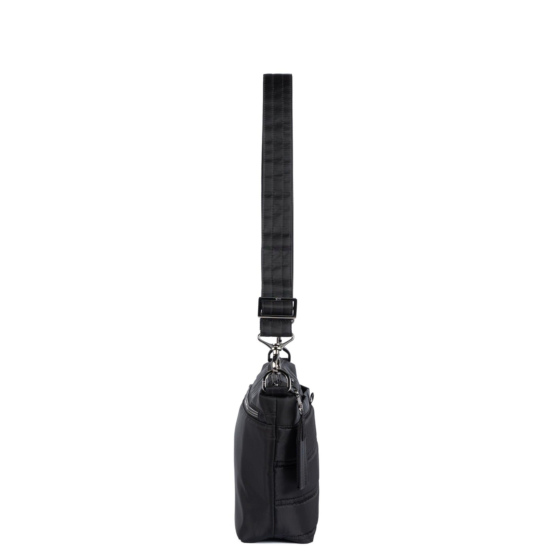 Flare 2 Crossbody Bag with Puller - BLACK - 24776_Flare2_Black_Angle_03