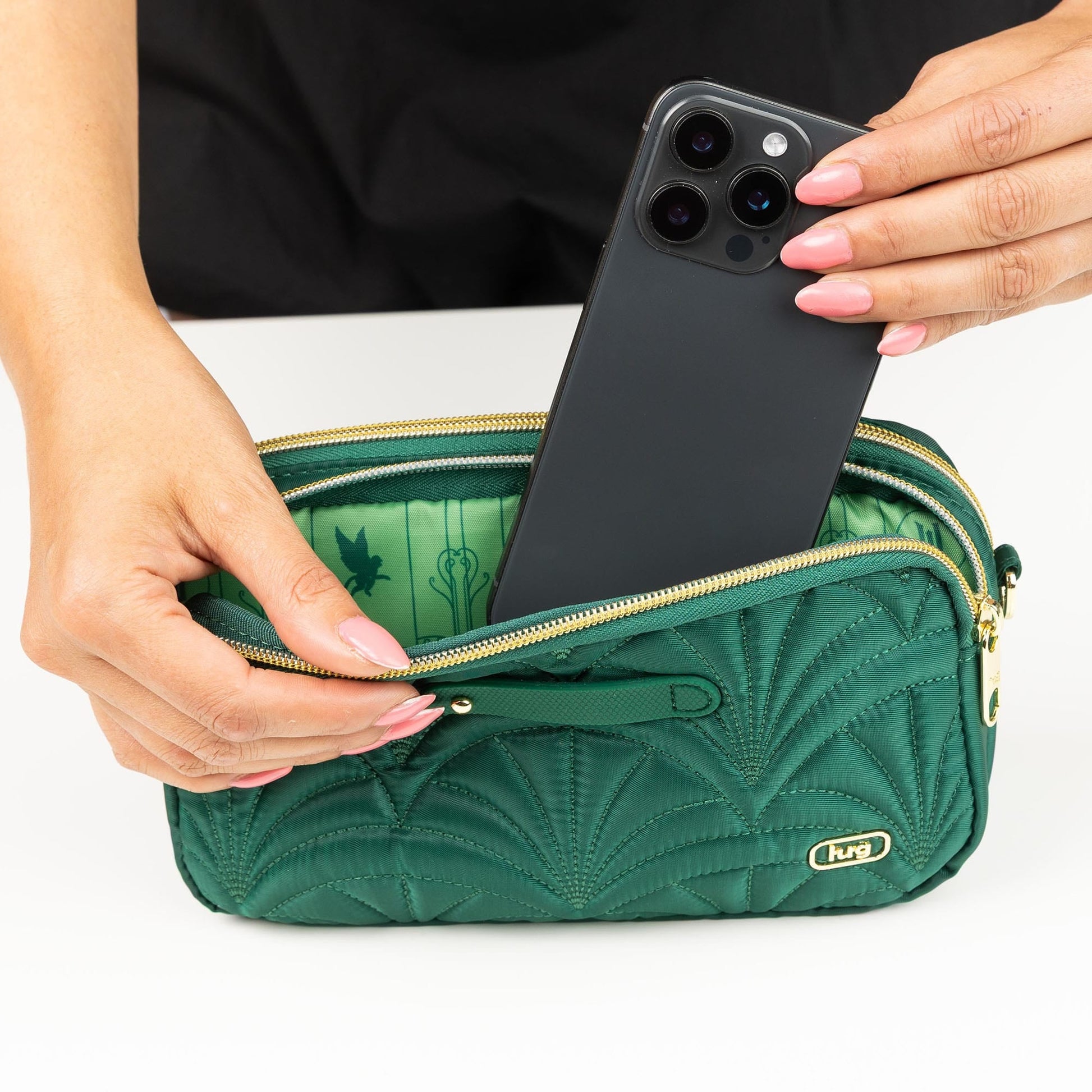 Wicked x Lug Coupe XL Plus Convertible Crossbody Bag - - 25324_CoupeXLPluswCharmBar_WickedlyGreen_Lifestyle_04