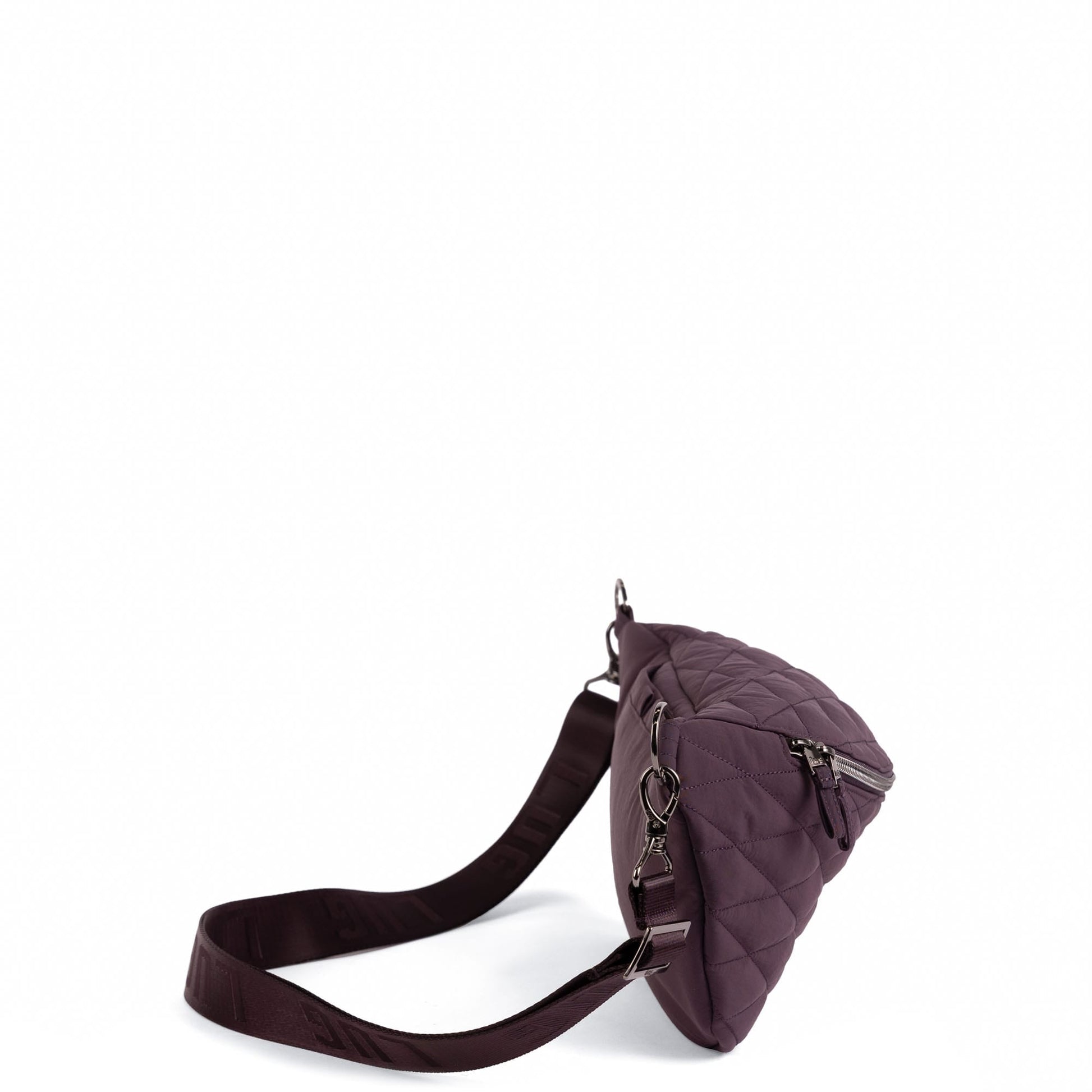 Bemo CloudGo Sling Bag - PLUM - 25508_Bemo_CloudGo_Plum_Angle_03