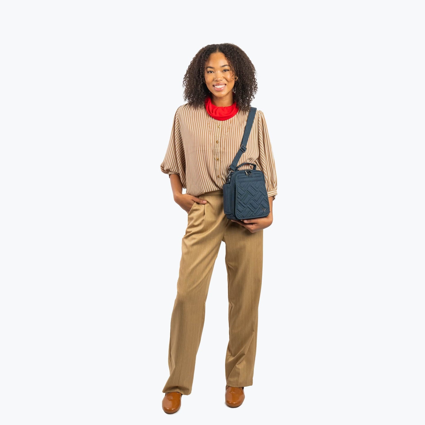 Flapper SE Convertible Crossbody Bag - - FlapperSE_BagProportions