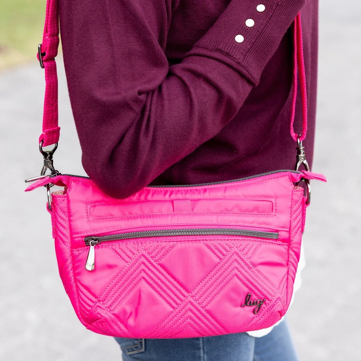 Dash Classic Crossbody - - dash_hover_f84b15ac-1025-4072-afeb-10b711e94b6b