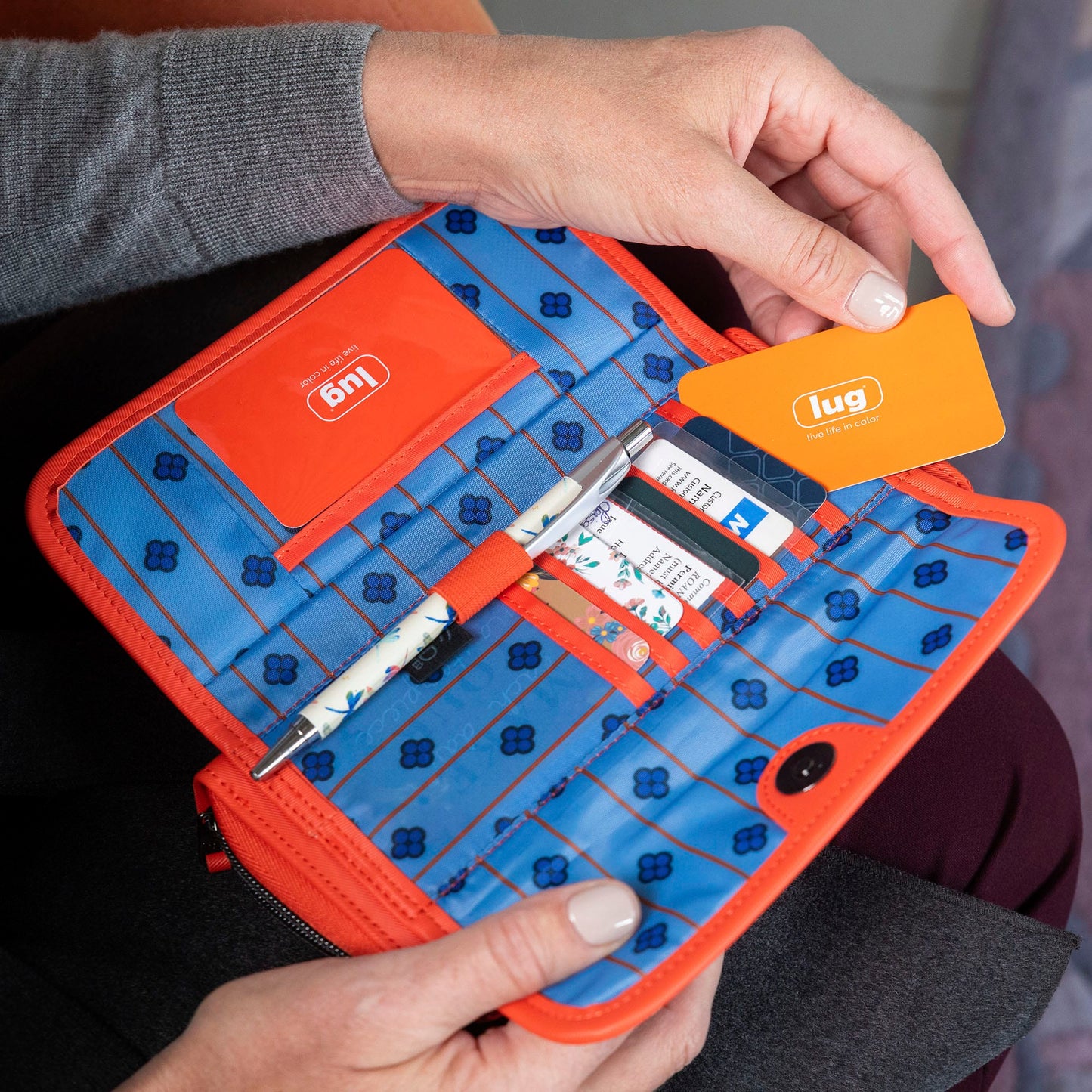 Kickflip SE Satin Luxe VL RFID Wallet